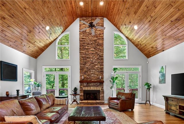 5407 Deer Trail Road, Summerfield, NC 28358