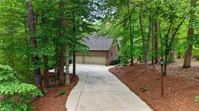 5407 Deer Trail Road, Summerfield, NC 28358