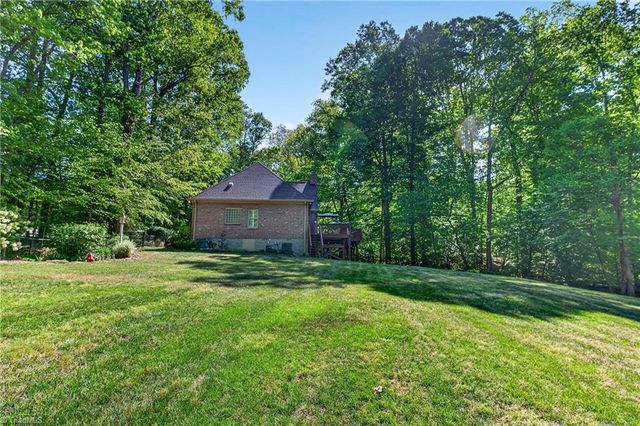 5407 Deer Trail Road, Summerfield, NC 28358