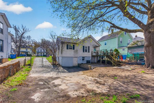 81 Pine Grove Avenue, Kingston, NY 12401
