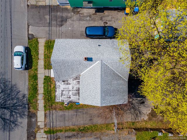 81 Pine Grove Avenue, Kingston, NY 12401