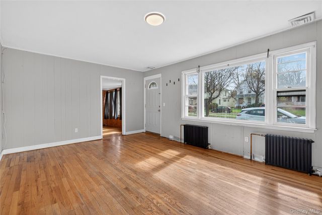 81 Pine Grove Avenue, Kingston, NY 12401