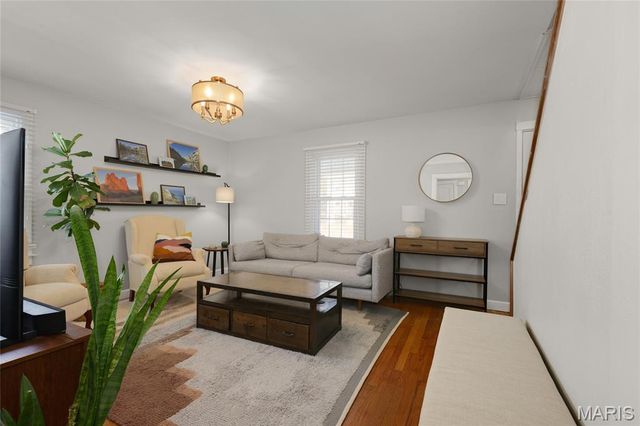 7062 Winona Avenue, St Louis, MO 63109