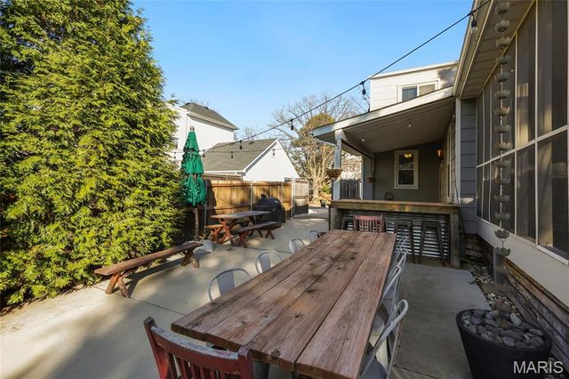 7062 Winona Avenue, St Louis, MO 63109