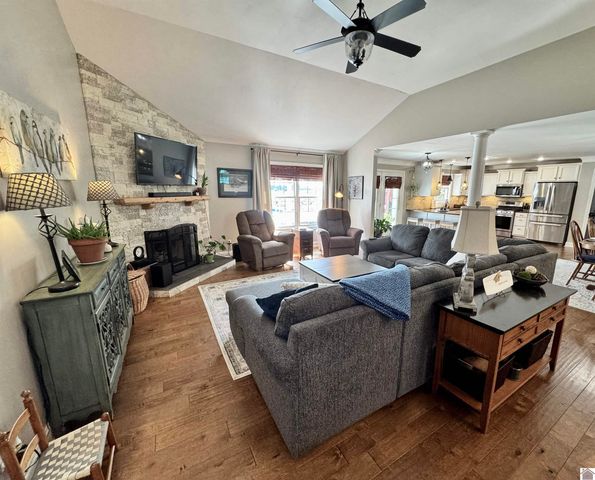 7020 Dana Drive, West Paducah, KY 42086