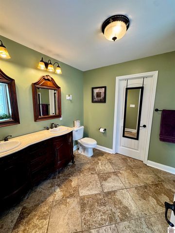 7020 Dana Drive, West Paducah, KY 42086