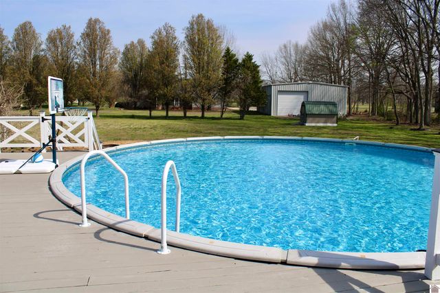 7020 Dana Drive, West Paducah, KY 42086