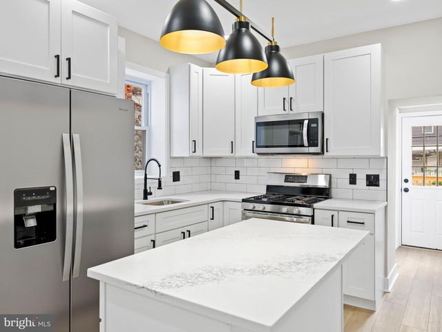 1523 N ALLISON ST, Philadelphia, PA 19131
