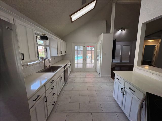 4208 Hemlock Street, Fort Worth, TX 76137