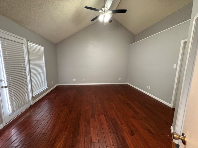 4208 Hemlock Street, Fort Worth, TX 76137