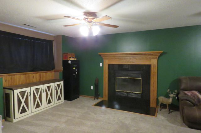 2922 23rd Avenue S, Fargo, ND 58103