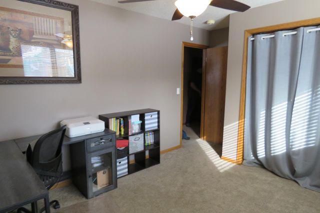 2922 23rd Avenue S, Fargo, ND 58103