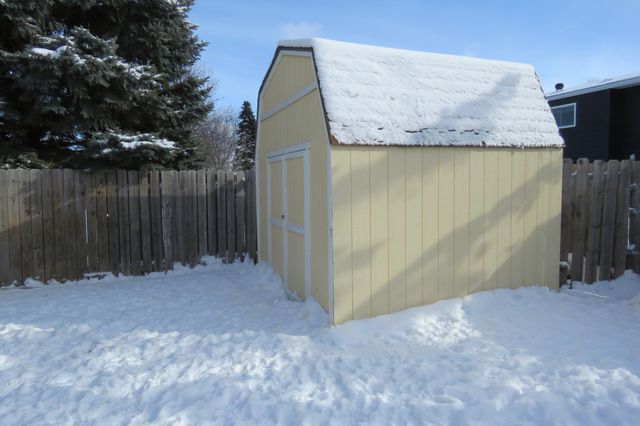 2922 23rd Avenue S, Fargo, ND 58103