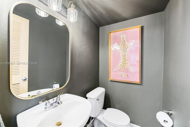 888 Intracoastal Dr 8B, Fort Lauderdale, FL 33304