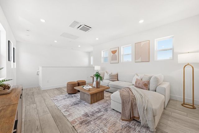 5767 Iron Horse Parkway B, Dublin, CA 94568