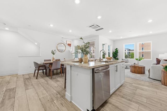 5767 Iron Horse Parkway B, Dublin, CA 94568