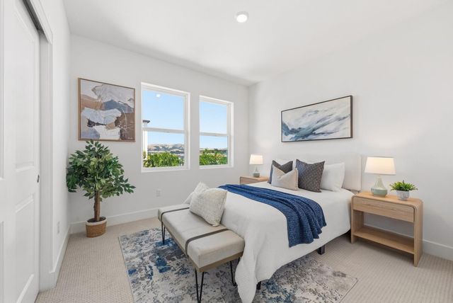 5767 Iron Horse Parkway B, Dublin, CA 94568