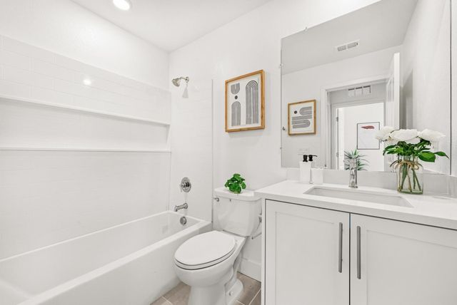 5767 Iron Horse Parkway B, Dublin, CA 94568