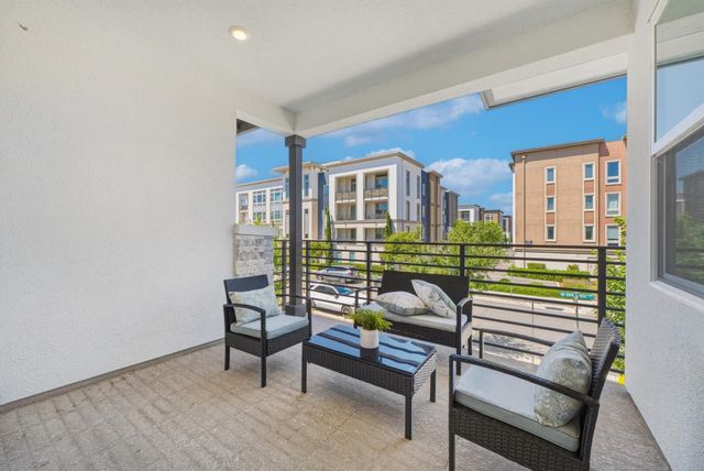 5767 Iron Horse Parkway B, Dublin, CA 94568