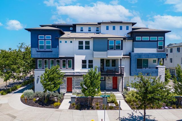 5767 Iron Horse Parkway B, Dublin, CA 94568