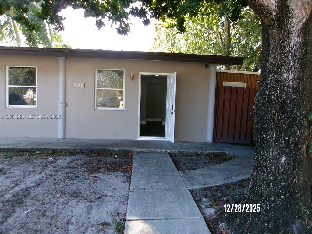 4510 SW 38th Street 3, West Park, FL 33023