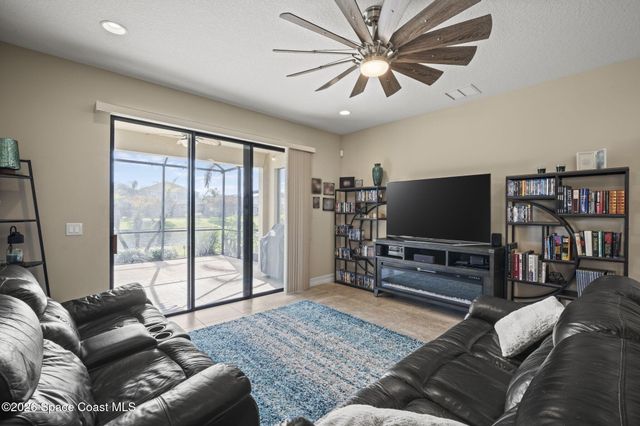 8001 Strom Park Drive, Melbourne, FL 32940