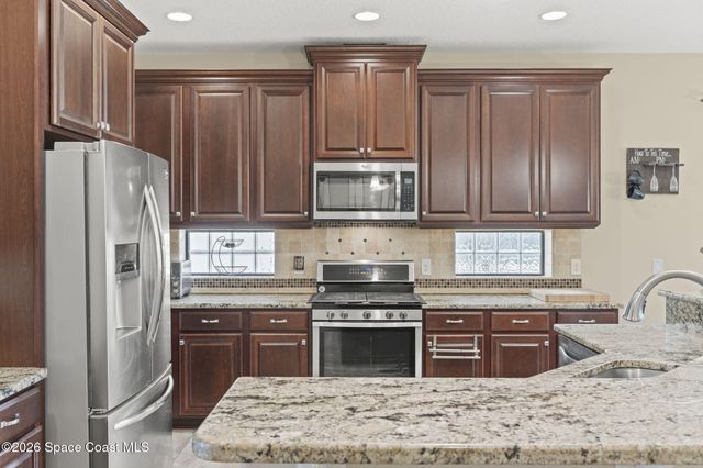 8001 Strom Park Drive, Melbourne, FL 32940