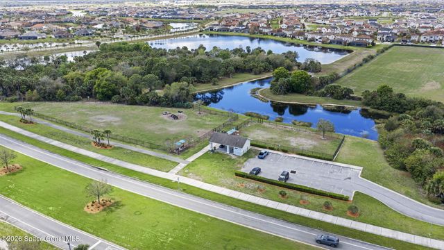 8001 Strom Park Drive, Melbourne, FL 32940