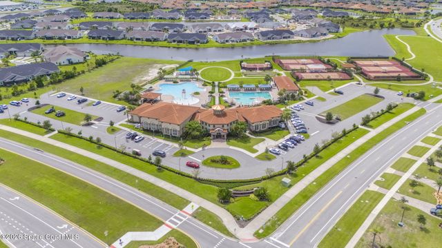 8001 Strom Park Drive, Melbourne, FL 32940