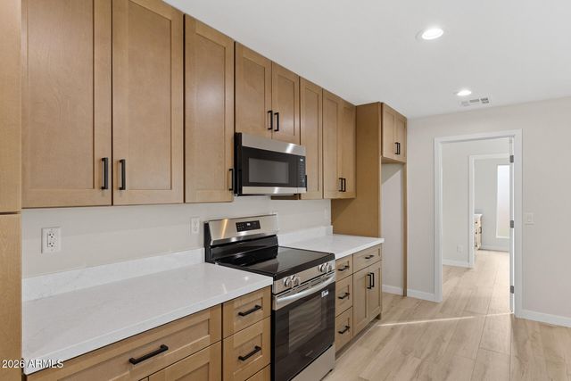 4331 N 70TH Avenue, Phoenix, AZ 85033