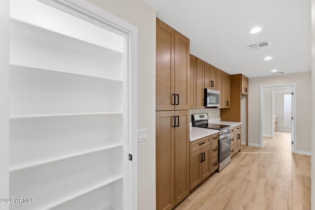 4331 N 70TH Avenue, Phoenix, AZ 85033