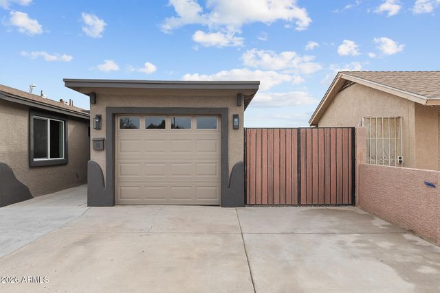 4331 N 70TH Avenue, Phoenix, AZ 85033