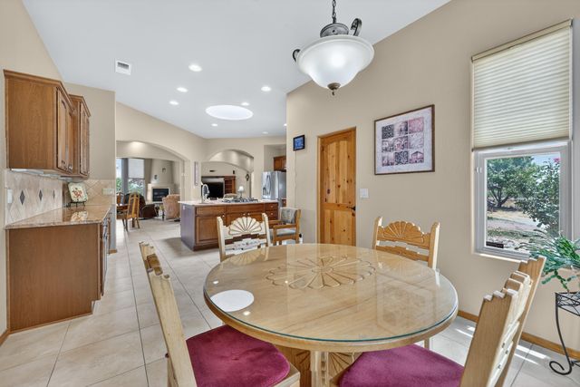 4659 Franklin Road, Los Lunas, NM 87031