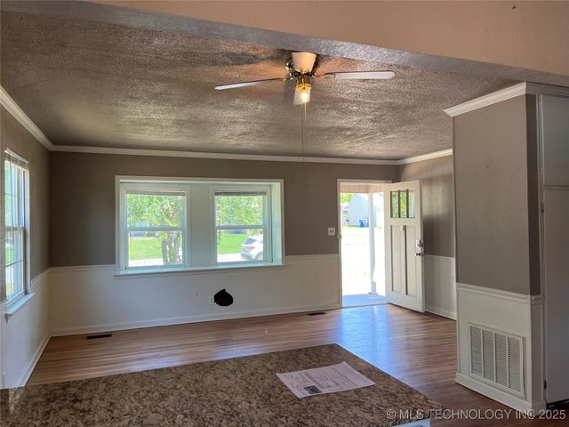 304 E 45th Court, Tulsa, OK 74105