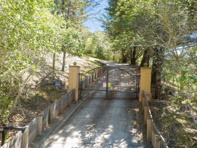 2240 N Rodeo Gulch Road, Soquel, CA 95073