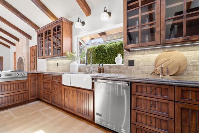 2240 N Rodeo Gulch Road, Soquel, CA 95073