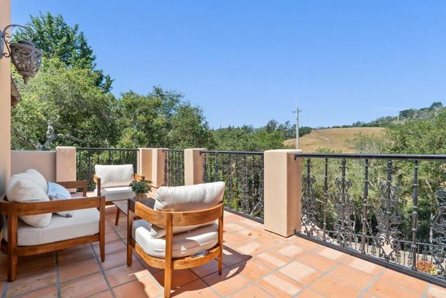 2240 N Rodeo Gulch Road, Soquel, CA 95073