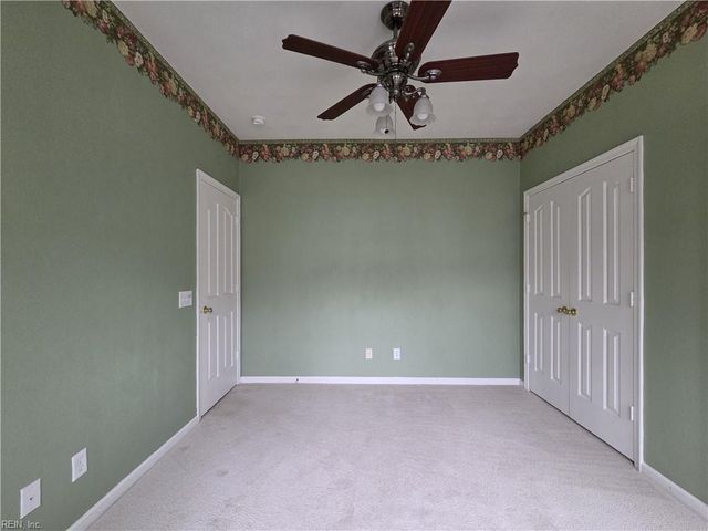 125 Lands End LN, Carrollton, VA 23314