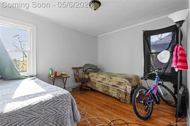 18720 Salem Street, Detroit, MI 48219