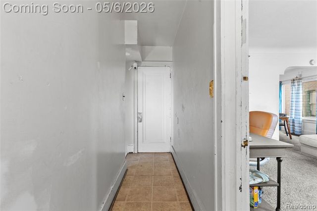 18720 Salem Street, Detroit, MI 48219