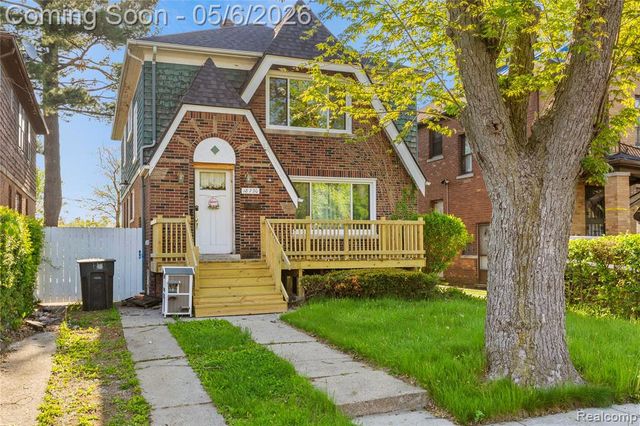 18720 Salem Street, Detroit, MI 48219