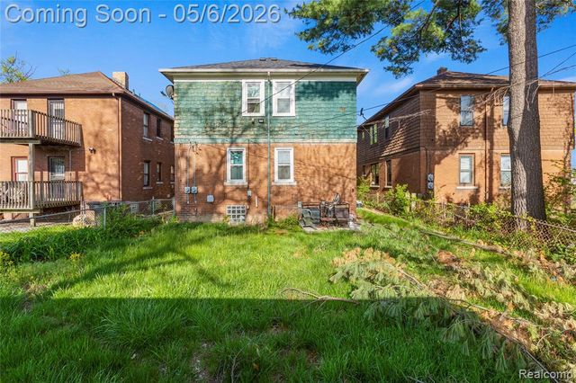 18720 Salem Street, Detroit, MI 48219