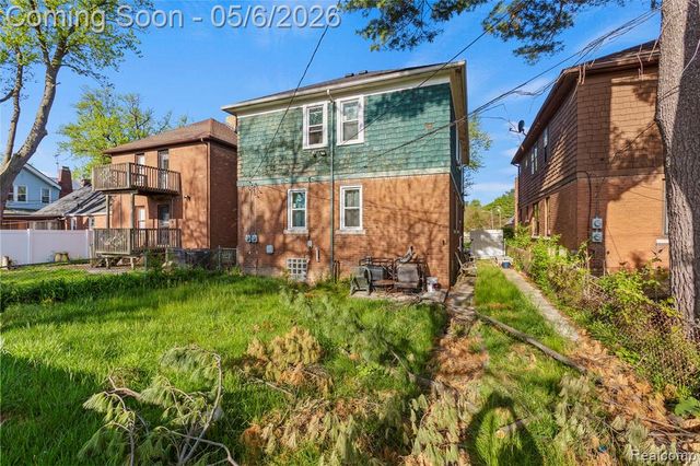 18720 Salem Street, Detroit, MI 48219