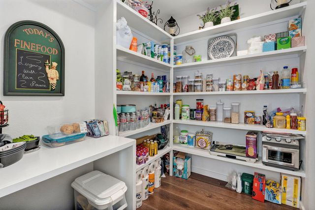 267 S Pebble Beach Avenue, Springfield, MO 65802