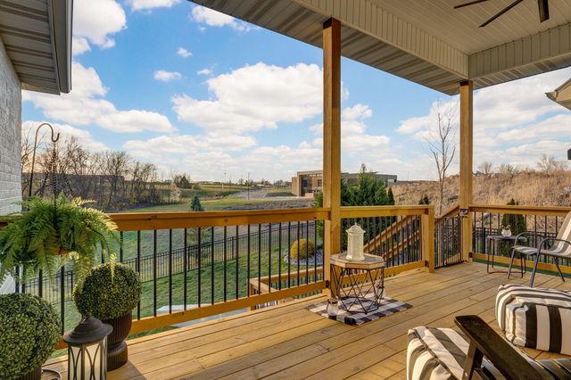 267 S Pebble Beach Avenue, Springfield, MO 65802