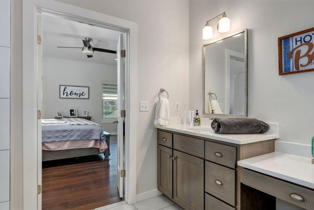 267 S Pebble Beach Avenue, Springfield, MO 65802