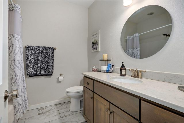 267 S Pebble Beach Avenue, Springfield, MO 65802