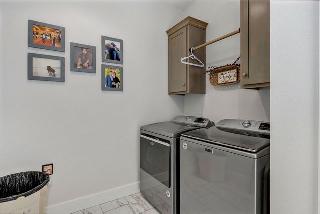 267 S Pebble Beach Avenue, Springfield, MO 65802