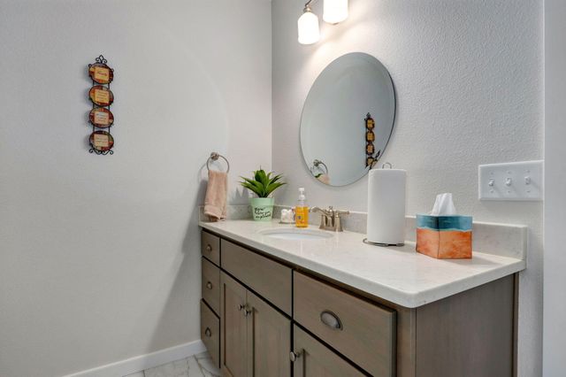 267 S Pebble Beach Avenue, Springfield, MO 65802