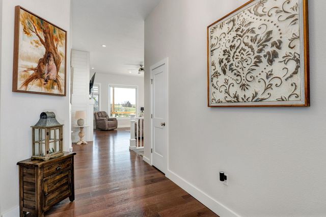 267 S Pebble Beach Avenue, Springfield, MO 65802